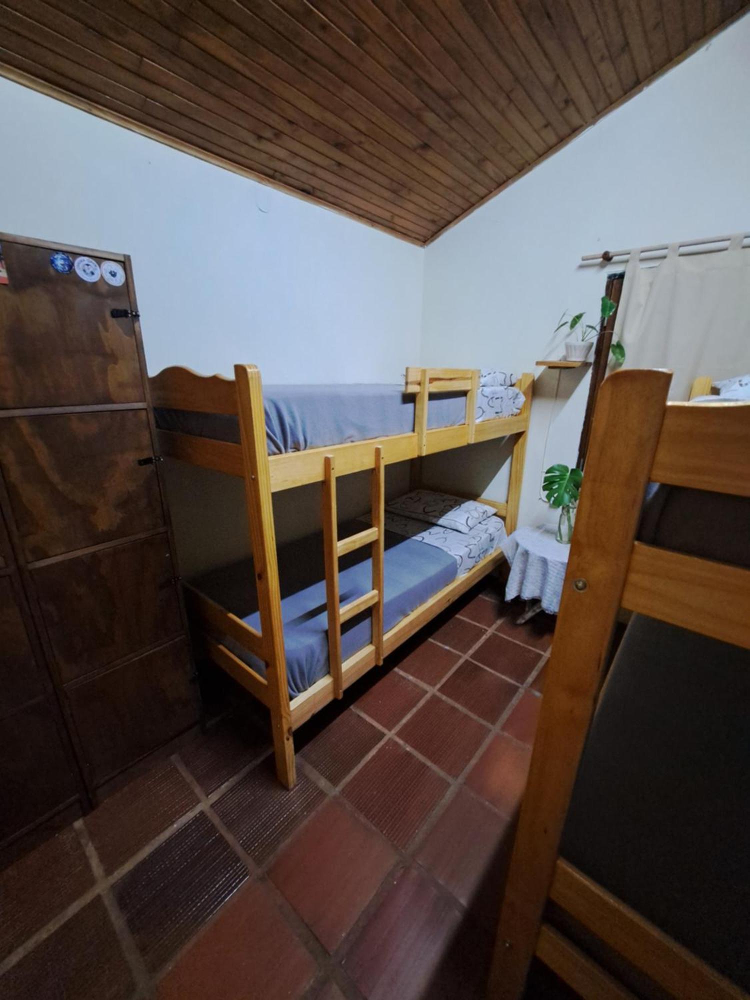 Bungalow Hostel Iguazu Puerto Iguazú Exteriör bild