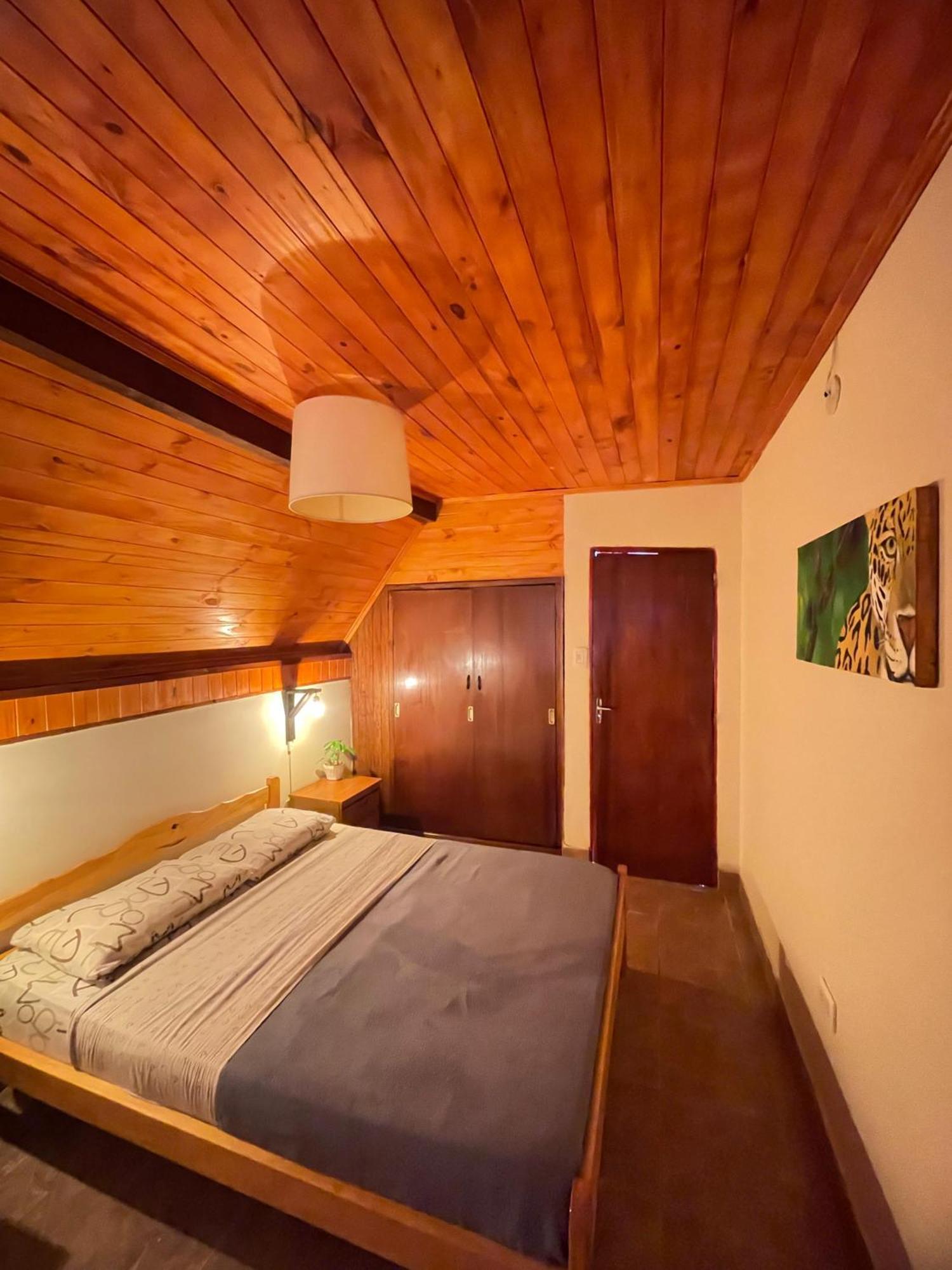 Bungalow Hostel Iguazu Puerto Iguazú Exteriör bild