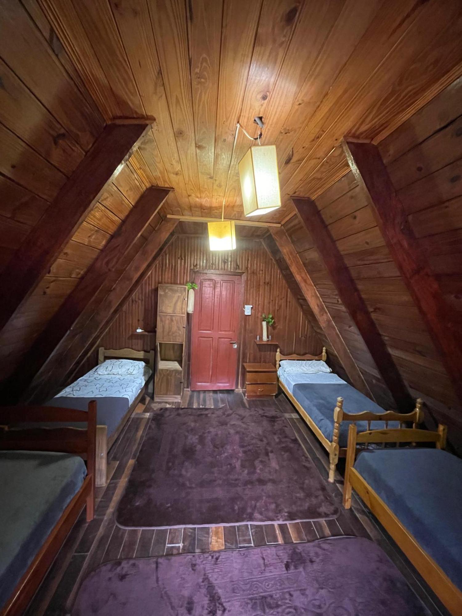 Bungalow Hostel Iguazu Puerto Iguazú Exteriör bild