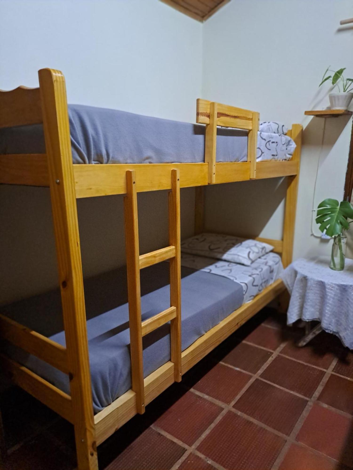 Bungalow Hostel Iguazu Puerto Iguazú Exteriör bild