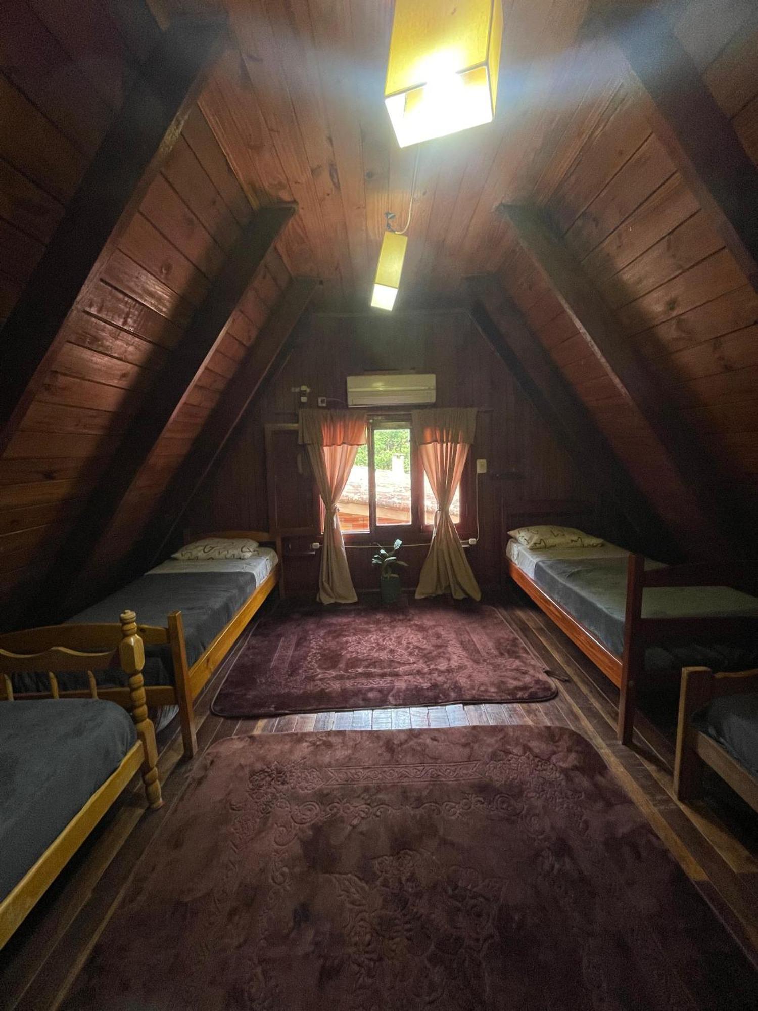 Bungalow Hostel Iguazu Puerto Iguazú Exteriör bild
